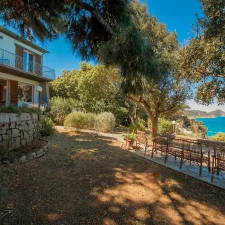 Сasa de vacaciones Maestralesuite By Interhome *