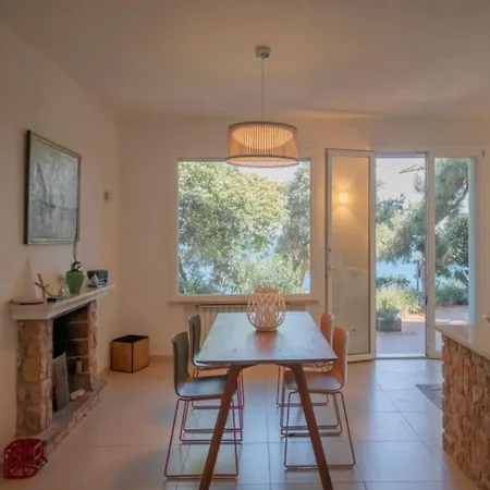 Maestralesuite By Interhome *