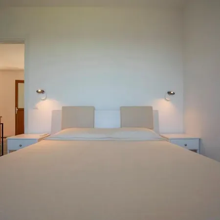 בית נופש Maestralesuite By Interhome